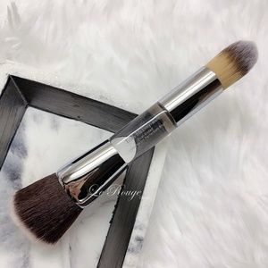 trish mcevoy complexion perfection brush